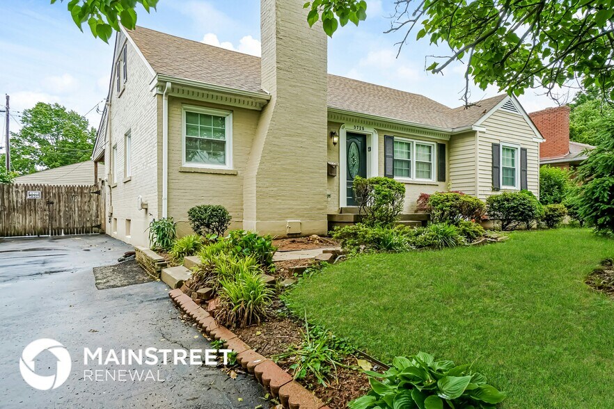 Building Photo - 3725 Greenwich Rd