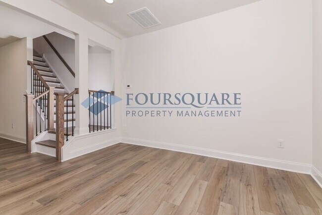 Building Photo - End Unit Townhome | Back Patio with Privac...