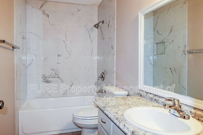 Building Photo - 2040 SE 40th Street Rd