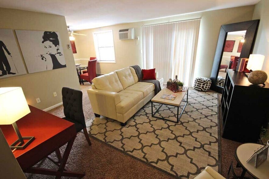 ApartmentLivingRoom1 - Launch