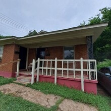 Building Photo - 2972 Hale Ave
