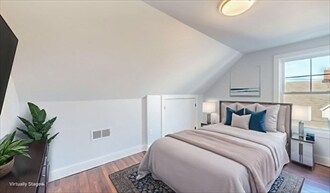 Building Photo - 24 Alfred St