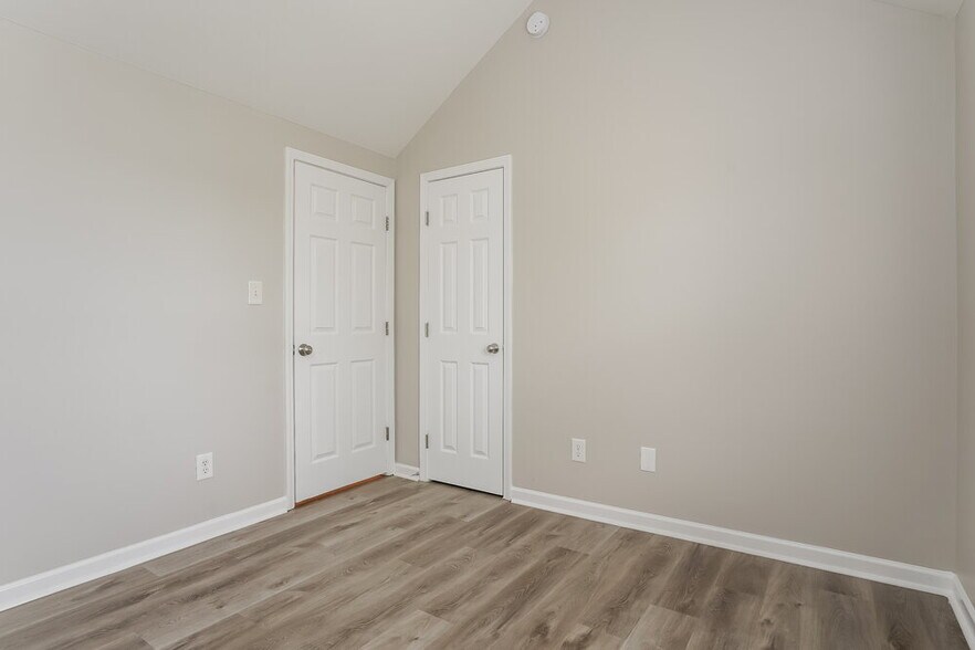 Building Photo - 3430 Ferdilah Ln