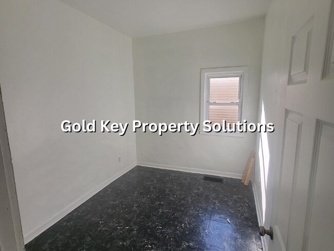 Building Photo - MUNCIE 3 BR 1 BA House with New Appliances (NO SECTION 8)