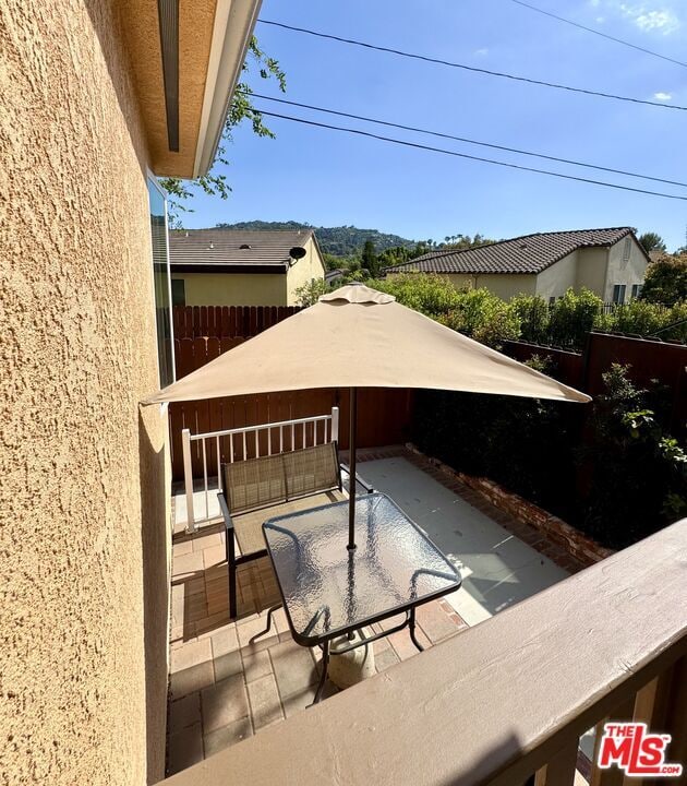 Building Photo - 10740 Aqua Vista St