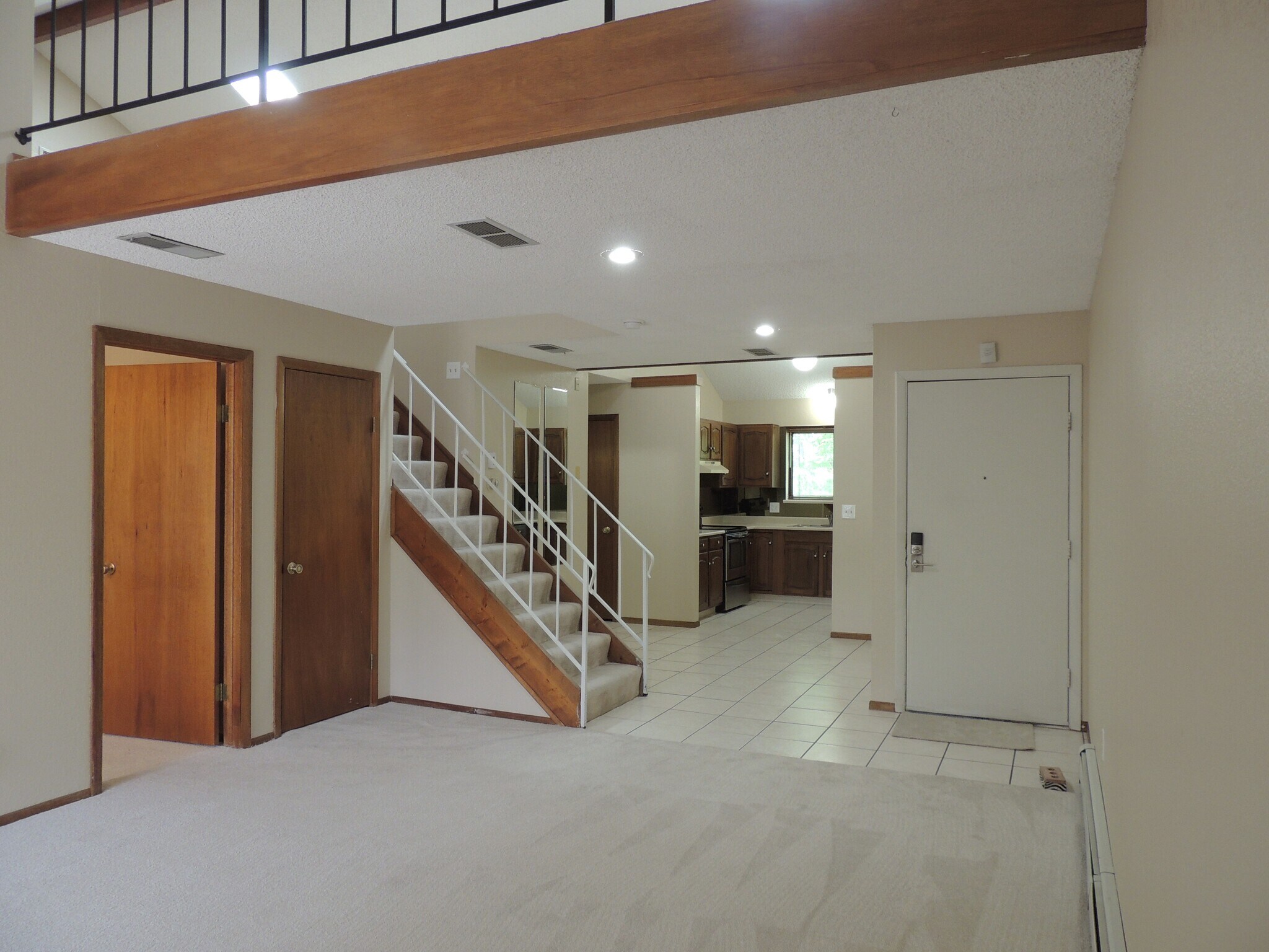 Dinning Area - 636 Horizon Dr