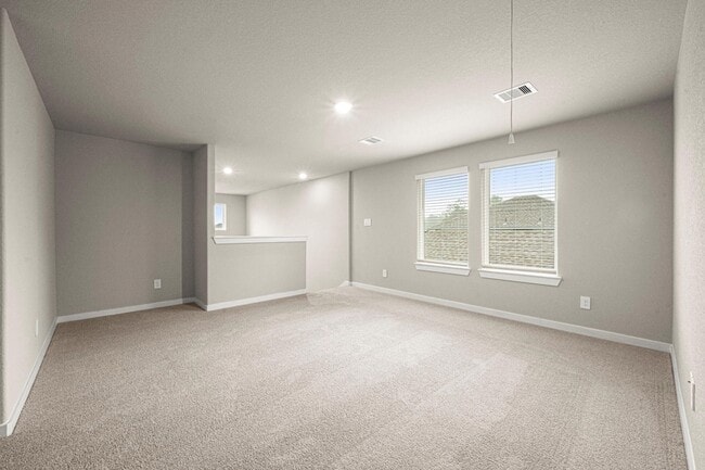 Building Photo - 18733 Timber Gln Dr