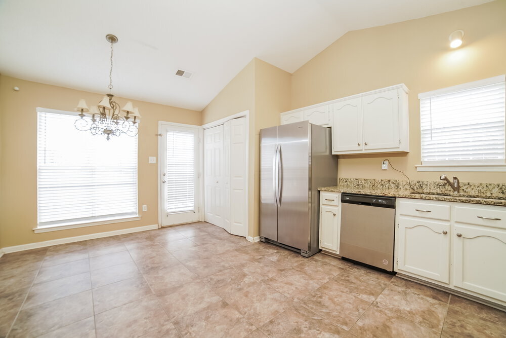 Building Photo - 6932 Wrenwood Dr