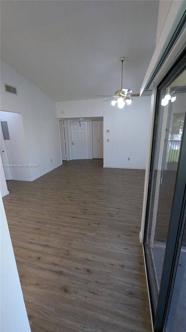 Building Photo - 1151 N Liberty Ave