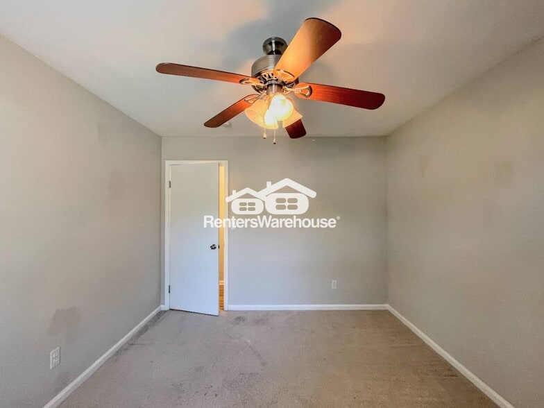 Building Photo - 1103 Saul Ct