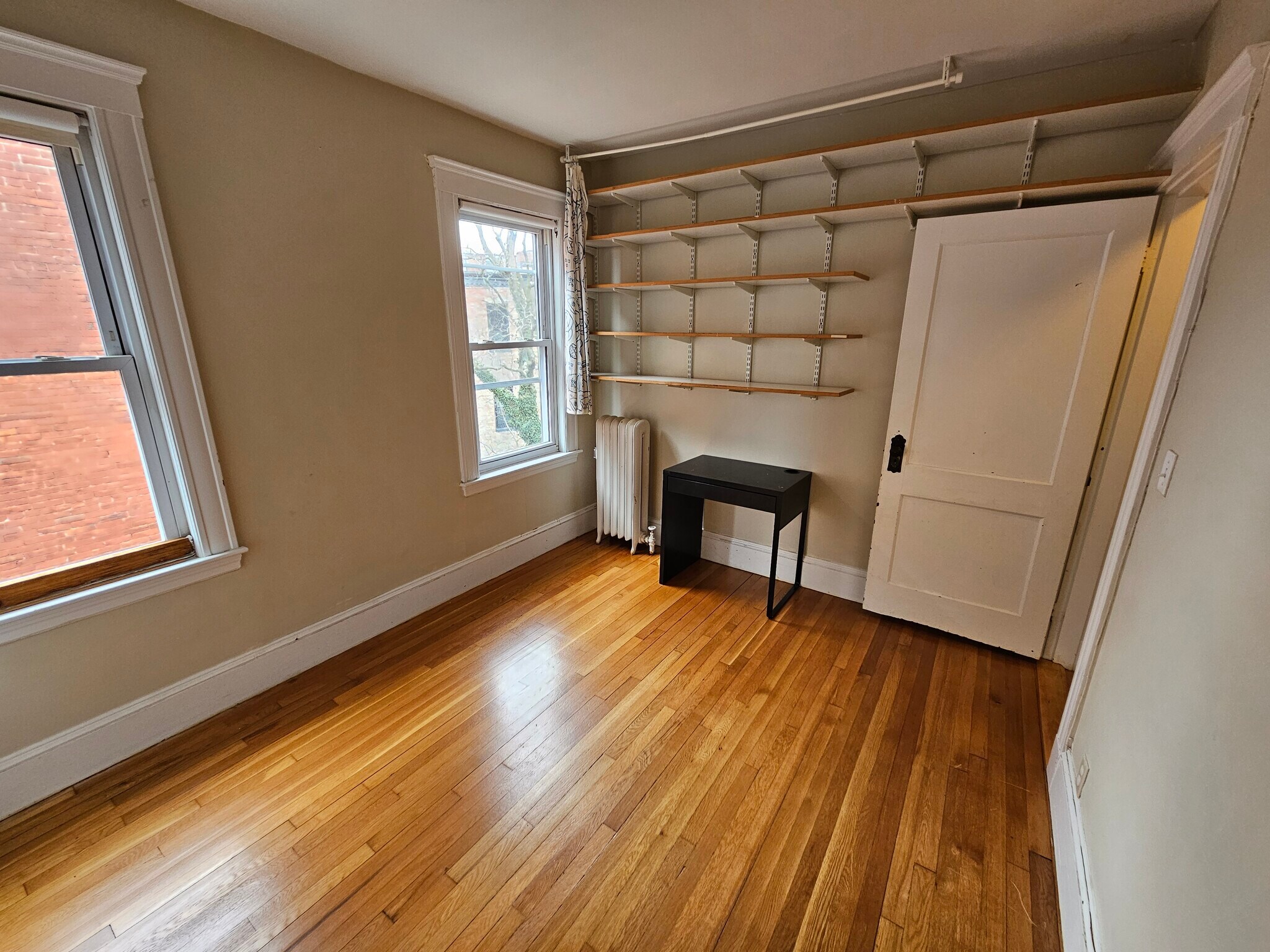 Building Photo - 82 Walnut St