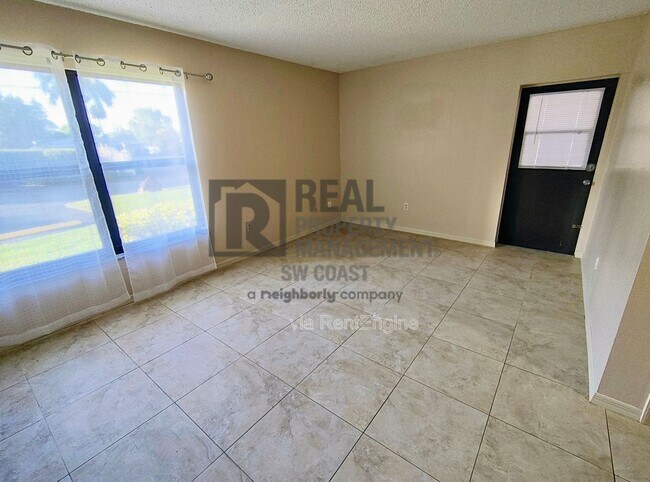 Building Photo - 12471 McGregor Blvd