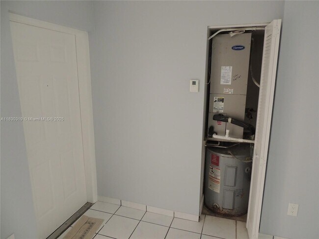 Building Photo - 15444 SW 85th Ln
