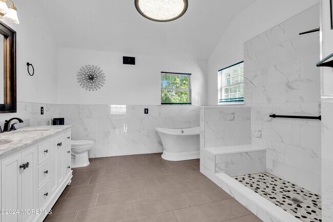 Building Photo - 2 Katelyn Ct