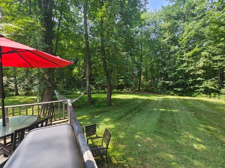 Deck - 11 Laurel Ln