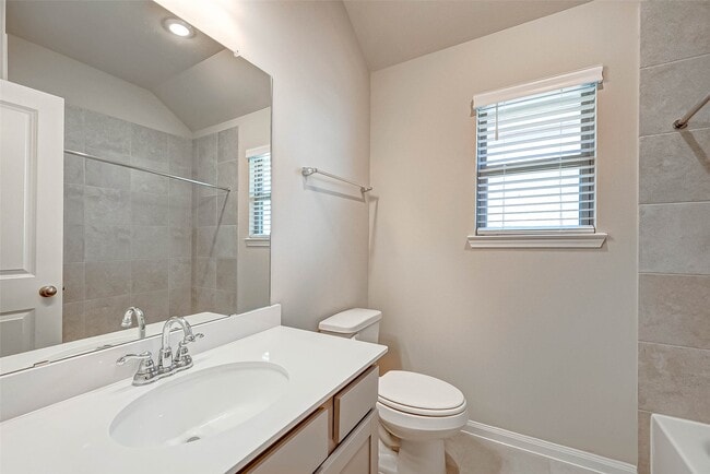 Building Photo - 24010 Barnett Overlook