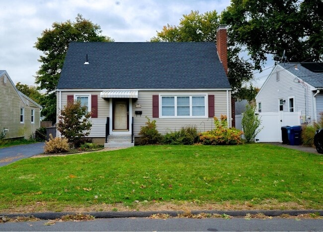 Primary Photo - 160 Central Ave