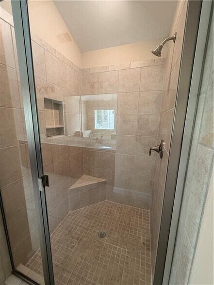 Building Photo - 4525 Highfield Dr