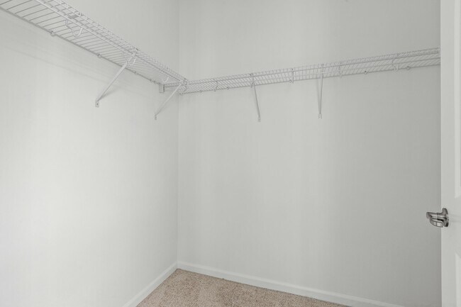 Building Photo - 11067 Thomas St