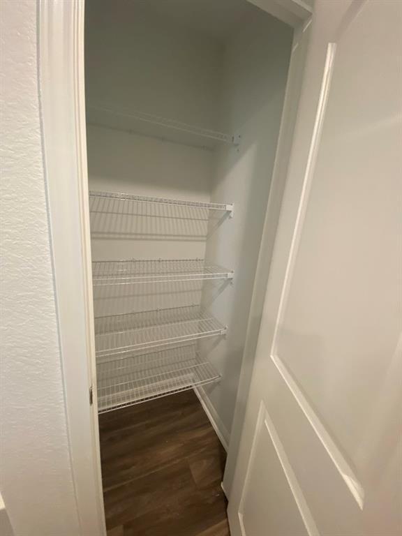 Building Photo - 309 Riverdale Dr