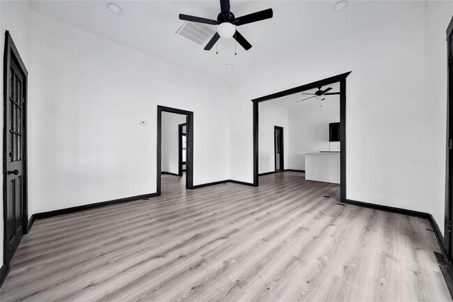 Building Photo - 106 Spring School Rd