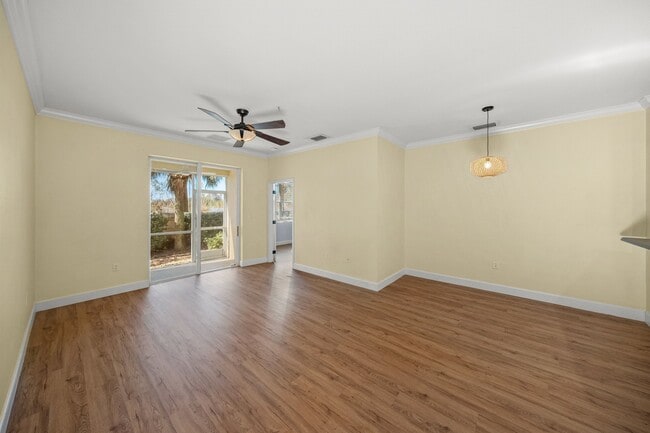 Building Photo - 8015 Limestone Ln