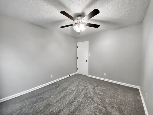 Building Photo - Don't miss your chance! Value and Quality,...
