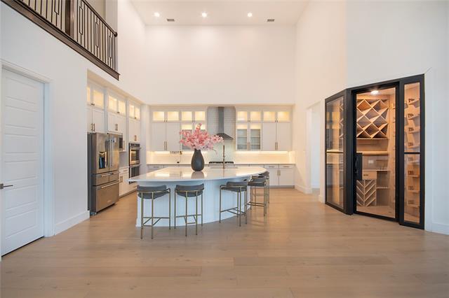 Building Photo - 1520 Chisholm Trail