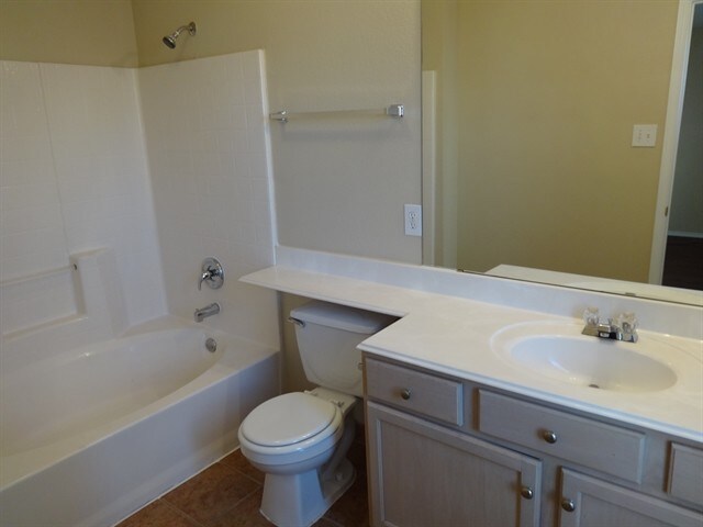 Building Photo - 904 Western Pass