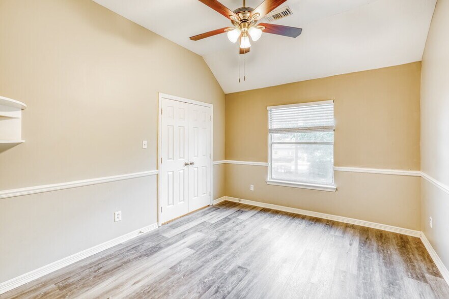 Building Photo - 11914 Serendipity Ln
