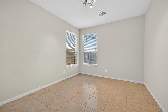 Building Photo - 21515 White Falls Ln