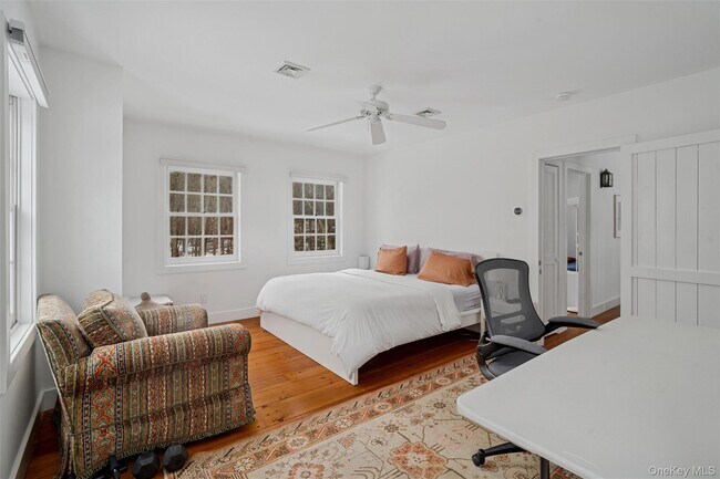 Building Photo - 1008 Middle Line Hwy