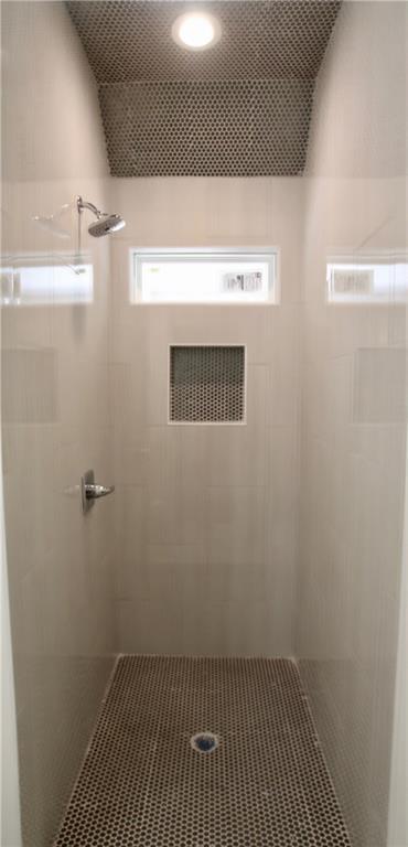 Building Photo - 705 Harris Ave