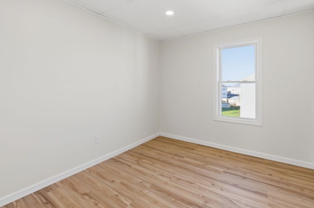 Building Photo - 32 Oregon St