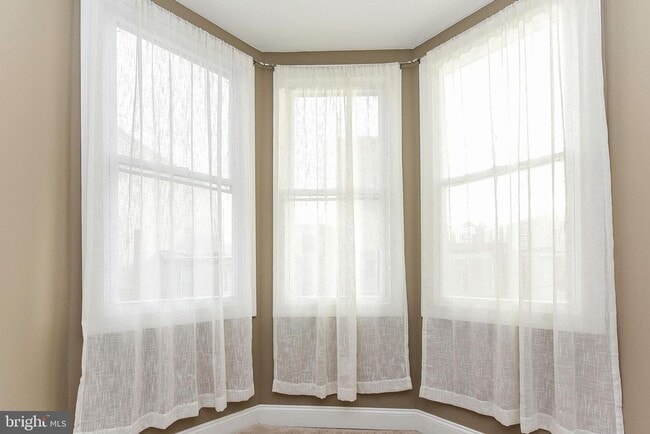 Building Photo - 2012 Carpenter St