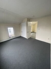 Building Photo - 109 McCall St