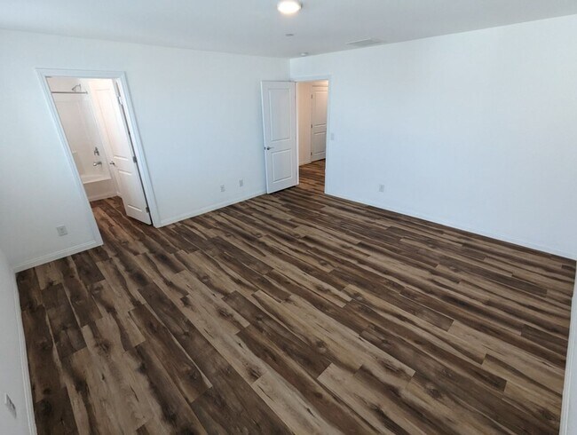 Building Photo - 12103 Mojave Gold Rd