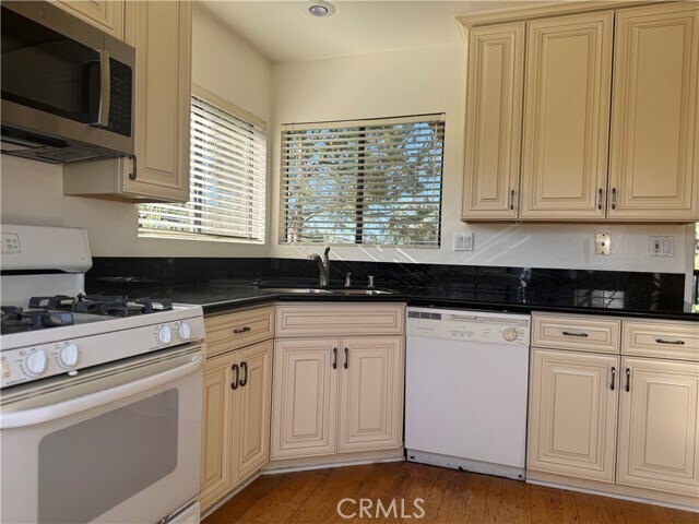 Building Photo - 59 Rainbow Ridge