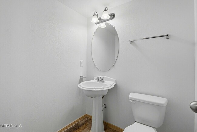 Building Photo - 6524 Latimer Place