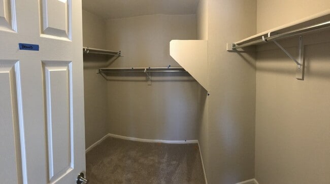 Building Photo - NEW and Modern! 3BR/2.5BA in GVR!
