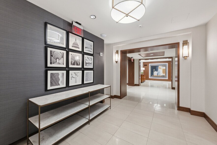 Building Photo - 616 E St NW
