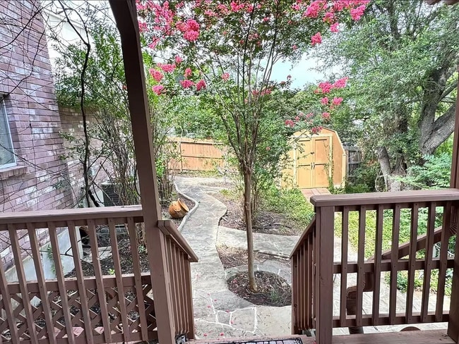 Building Photo - 25018 Granite Path