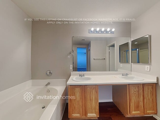 Building Photo - 5504 Eagle Cove Ave