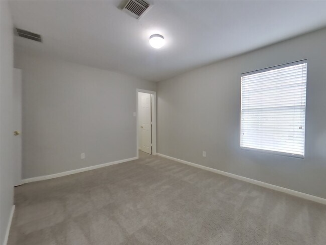 Building Photo - 19626 Beachy Ct