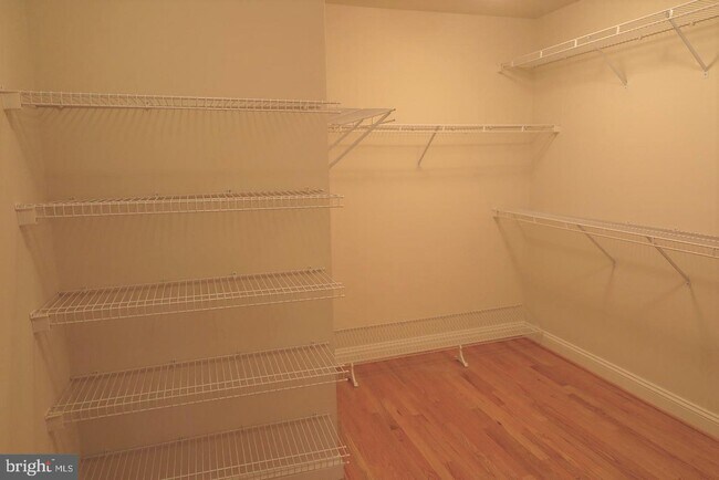 Building Photo - 10549 Tuckerman Heights Cir