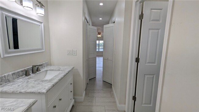 Building Photo - 1254 NW 37th Pl