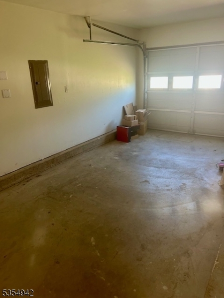 Building Photo - 30 Druid Ln