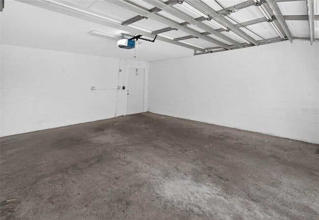 Building Photo - 216 Deepcove Rd