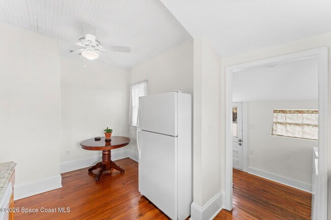 Building Photo - 1804 Tangerine St