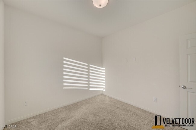 Building Photo - 9829 Grey Sands St